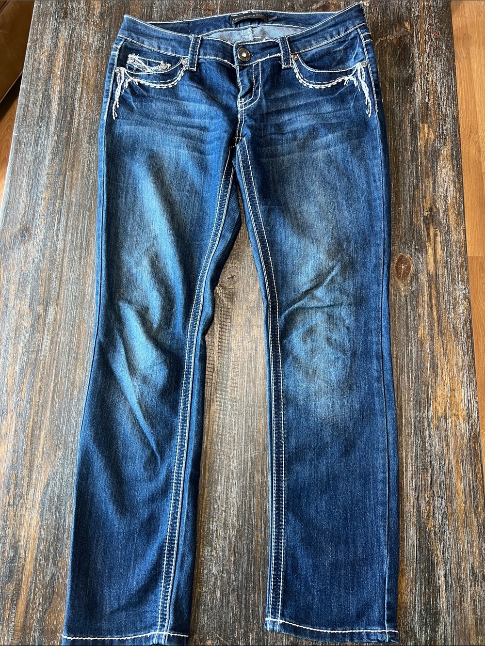 Women's Straight-Leg Jeans in Dark Blue Denim